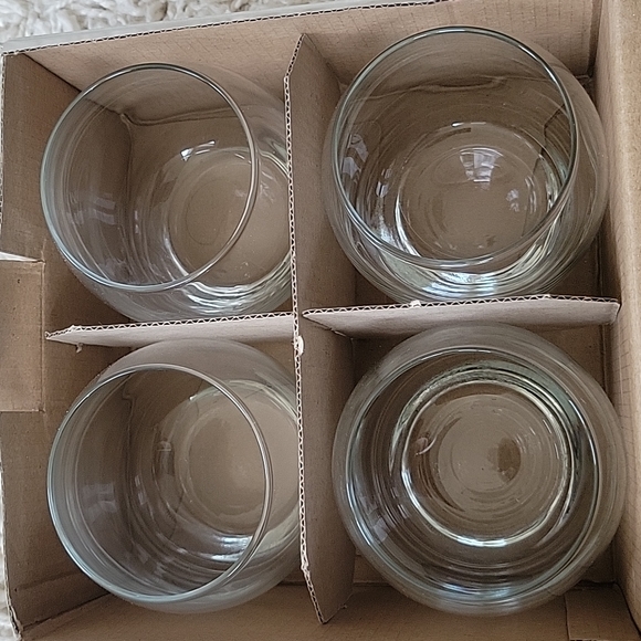 Set of 4 Whisky Glasses - Picture 2 of 3